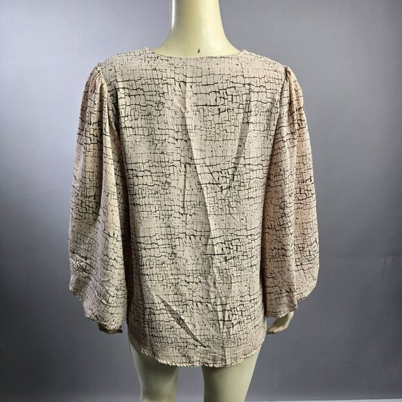 Adrienne Cream 3/4 Sleeve Boxy Blouse R6 - Picture 4 of 5